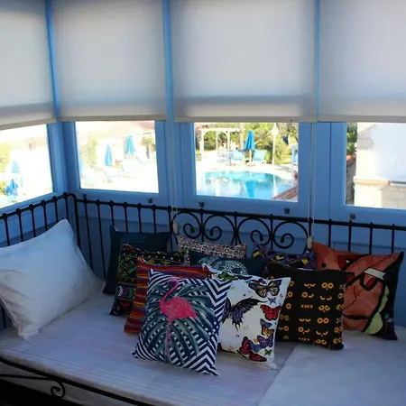 Viola (adults Only) Alaçatı