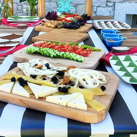 Viola (adults Only) 2* 알라카티